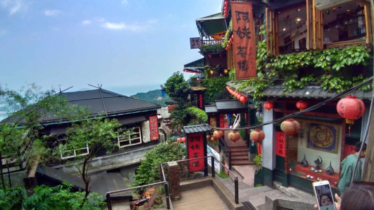 Taipei Taxi Tour Service - Yehliu Jiufen Shifen Day Tour From Taipei - A-Mei Tea Hiouse