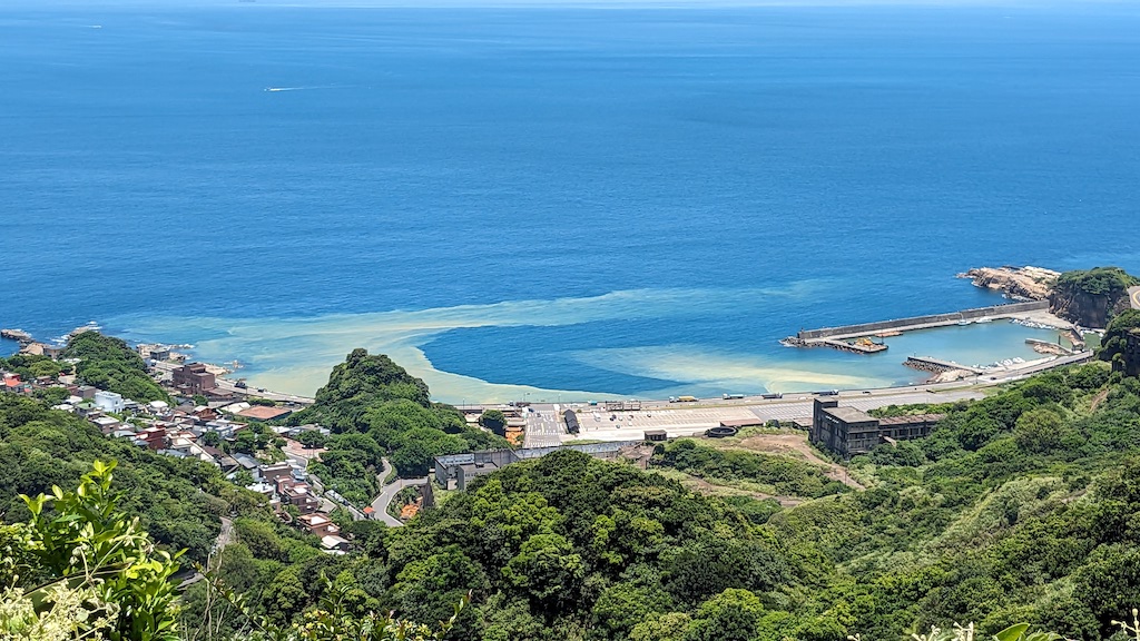 Jiufen, Shifen, Yehliu Geopark One Day Tour - YinYang Sea 陰陽海