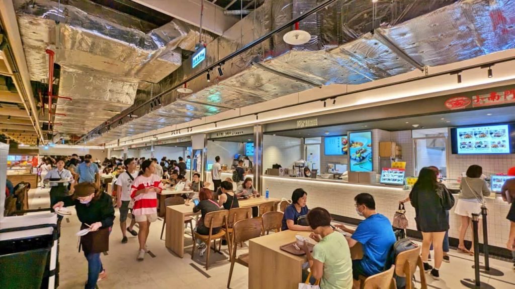 Taipei Taxi Tour Service - 新店裕隆城 - 誠品生活 - 地下樓美食街