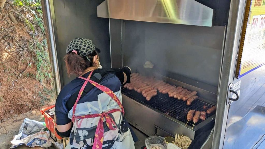 桃園榕樹下大腸包小腸 - 炭火烤香腸